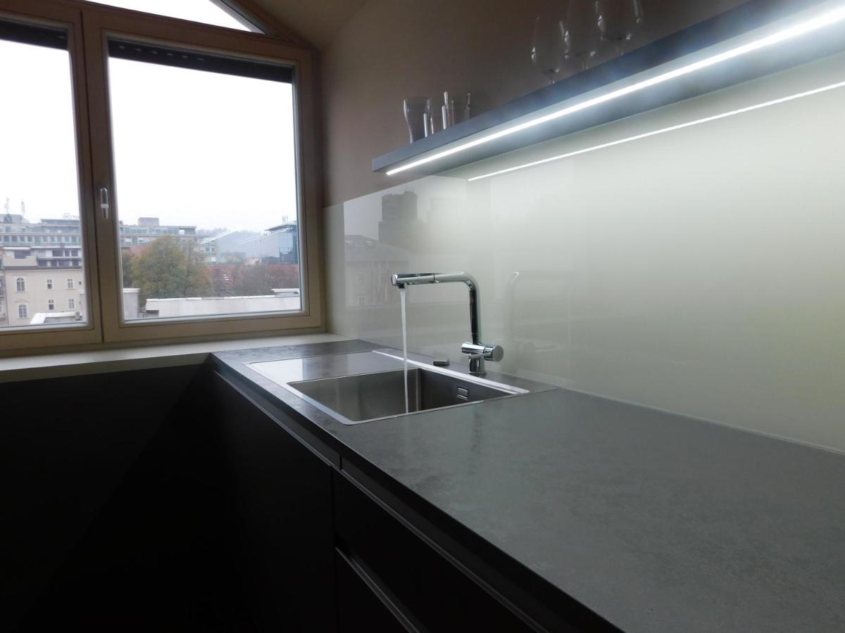 Wolfova Apartment 卢布尔雅那 外观 照片
